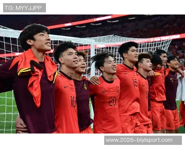 拜合拉木启程新疆飞往深圳随后直奔肇庆加入U22国足集训