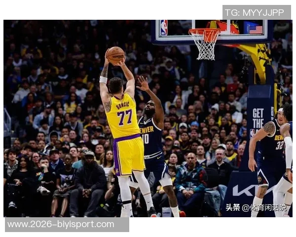 中距离命中率排行榜揭晓莺歌领衔东契奇紧随其后布克杜兰特SGA表现不俗 中距离命中率排行榜揭晓莺歌领衔东契奇紧随其后布克杜兰特SGA表现不俗