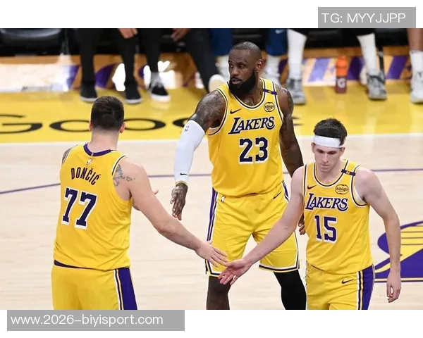 美记分析湖人未来发展策略不应过度依赖东契奇与里夫斯的运动能力不足